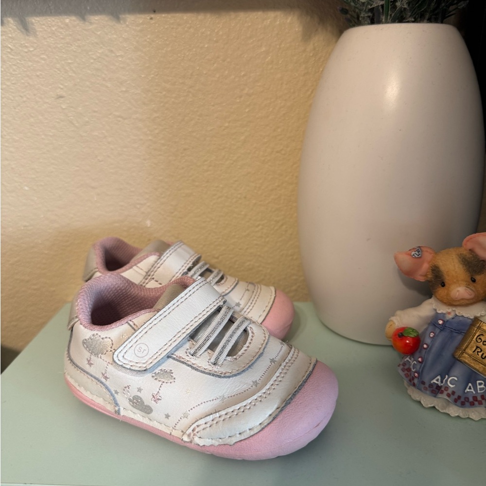 Baby Walker Shoes - Picture 2 of 4